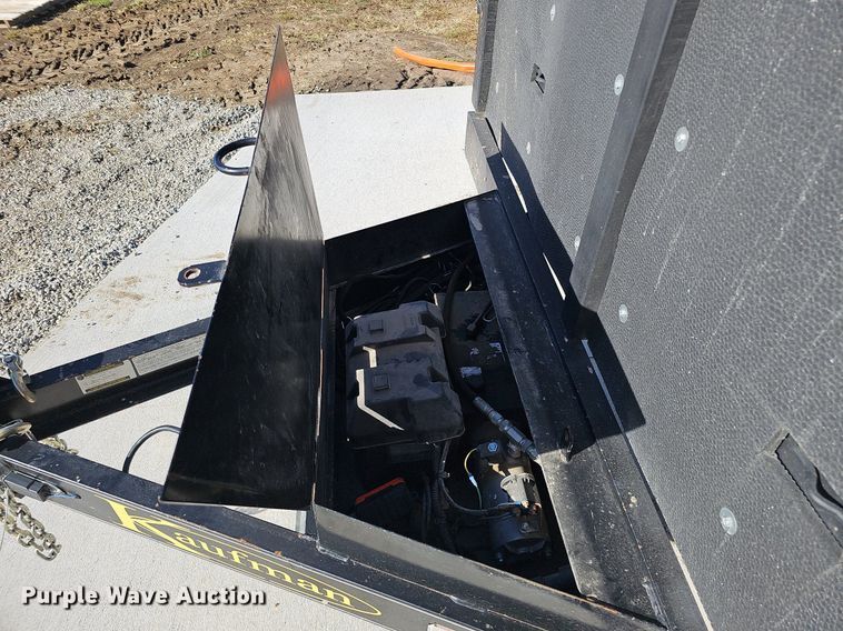 image for item DS5639 2021 Kaufman XNLP dump trailer