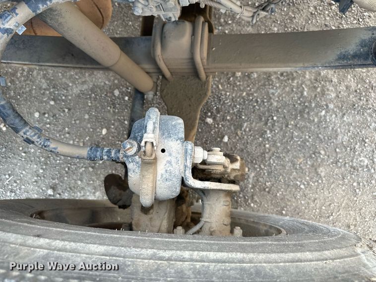 image for item DS6420 2007 Kenworth T300  flatbed truck