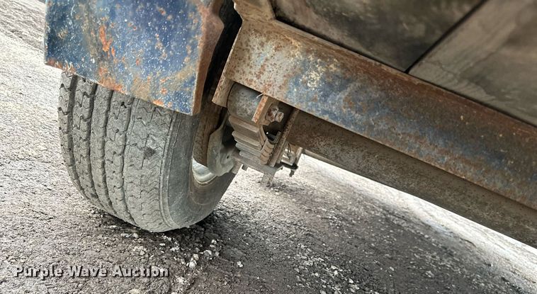 image for item DS6423 1988 Starlite  equipment trailer