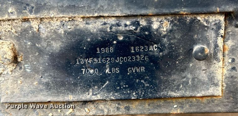 image for item DS6423 1988 Starlite  equipment trailer