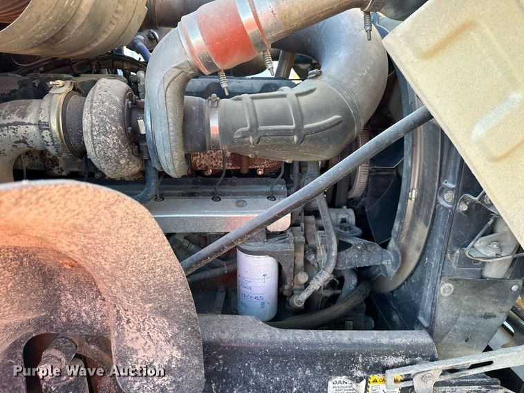 image for item DS6453 2007 Mack CV713  dump truck