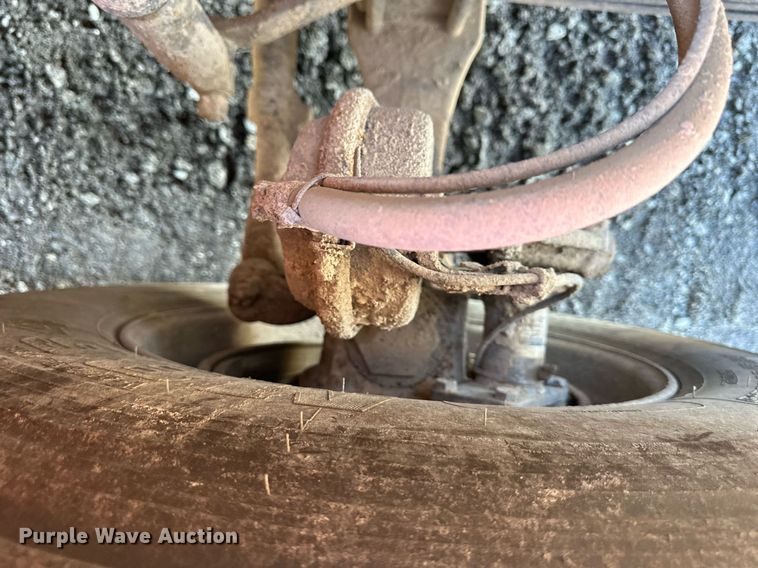 image for item DS6453 2007 Mack CV713  dump truck