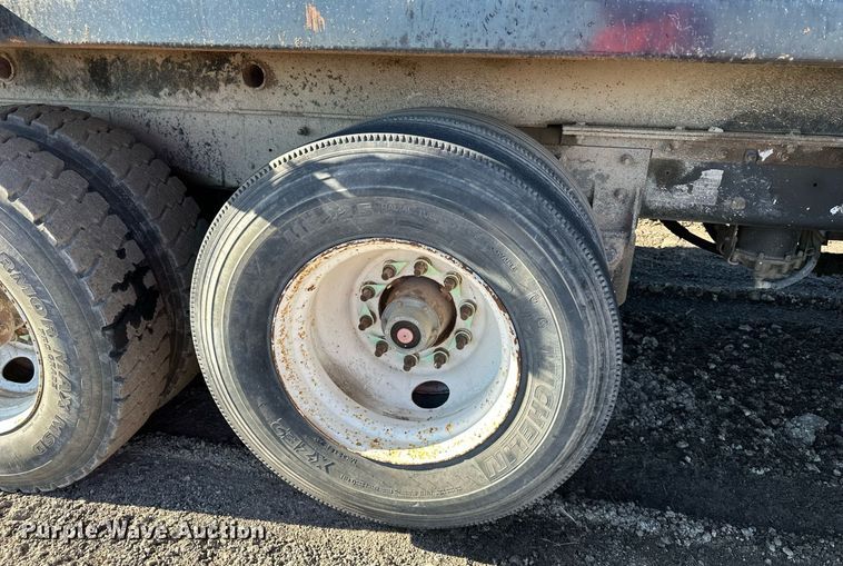 image for item DS6453 2007 Mack CV713  dump truck