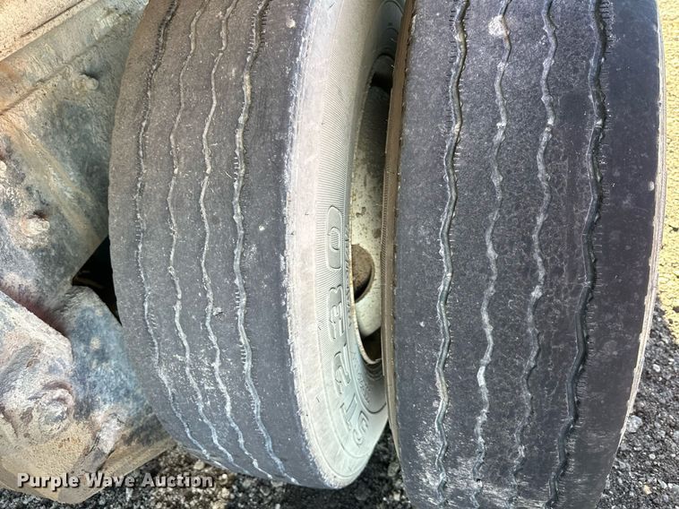 image for item DS6453 2007 Mack CV713  dump truck