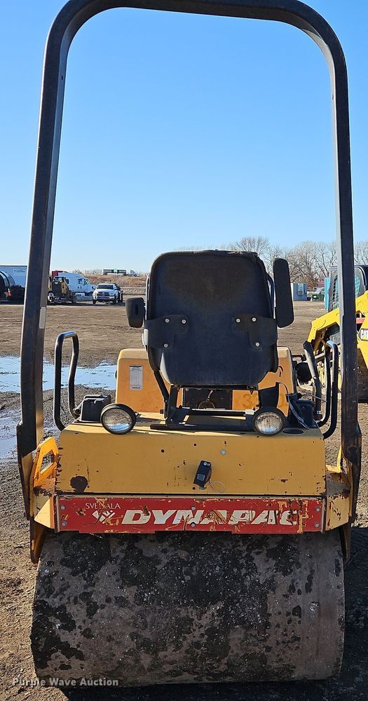 image for item DS6454 1998 Dynapac CC122  double drum vibratory roller