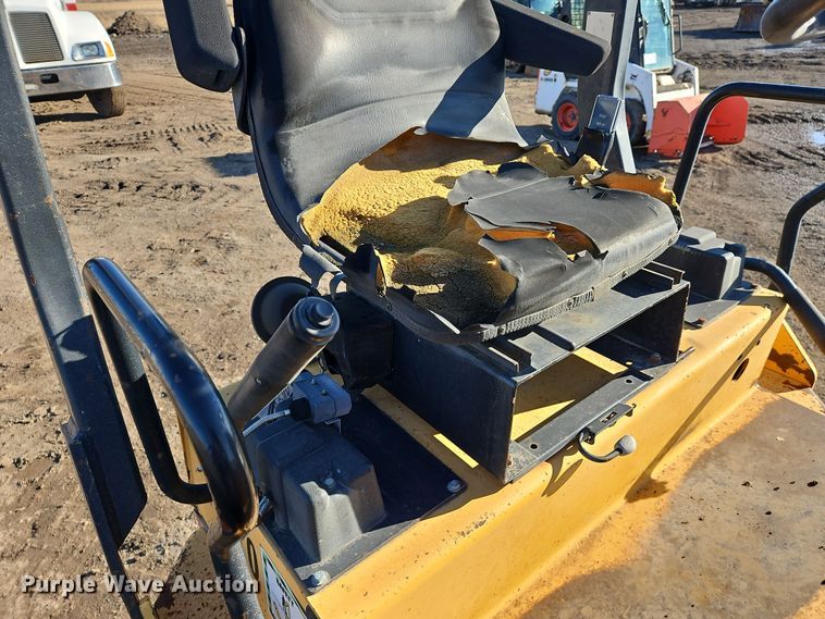 image for item DS6454 1998 Dynapac CC122  double drum vibratory roller