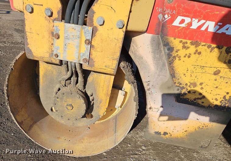 image for item DS6454 1998 Dynapac CC122  double drum vibratory roller