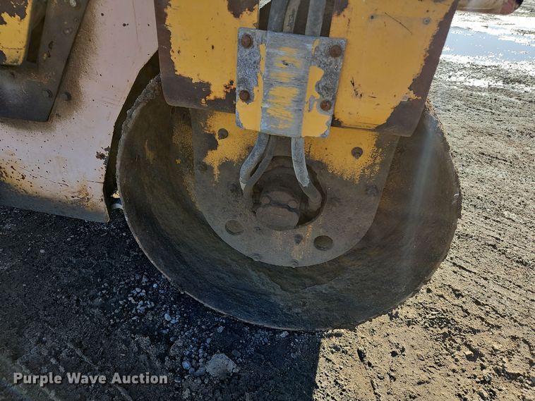 image for item DS6454 1998 Dynapac CC122  double drum vibratory roller