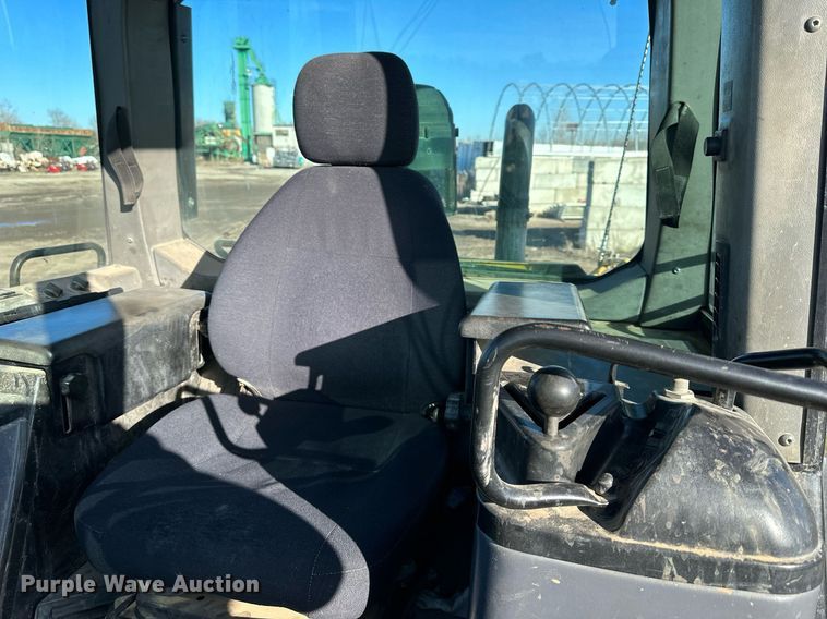 image for item DS6455 2007 Caterpillar 963C  track loader