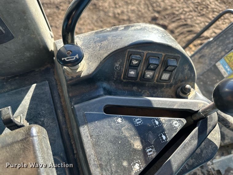 image for item DS6455 2007 Caterpillar 963C  track loader