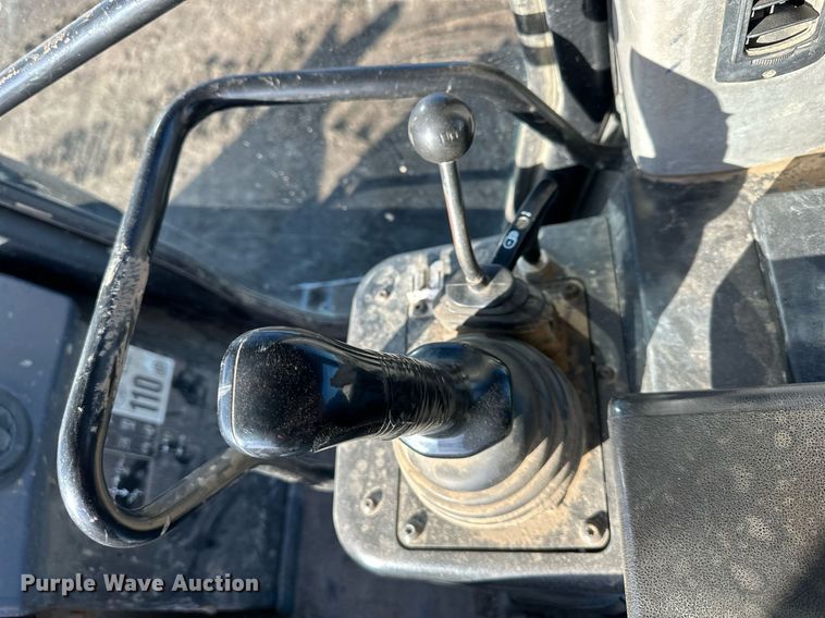 image for item DS6455 2007 Caterpillar 963C  track loader