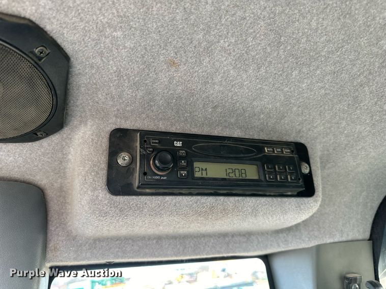 image for item DS6455 2007 Caterpillar 963C  track loader