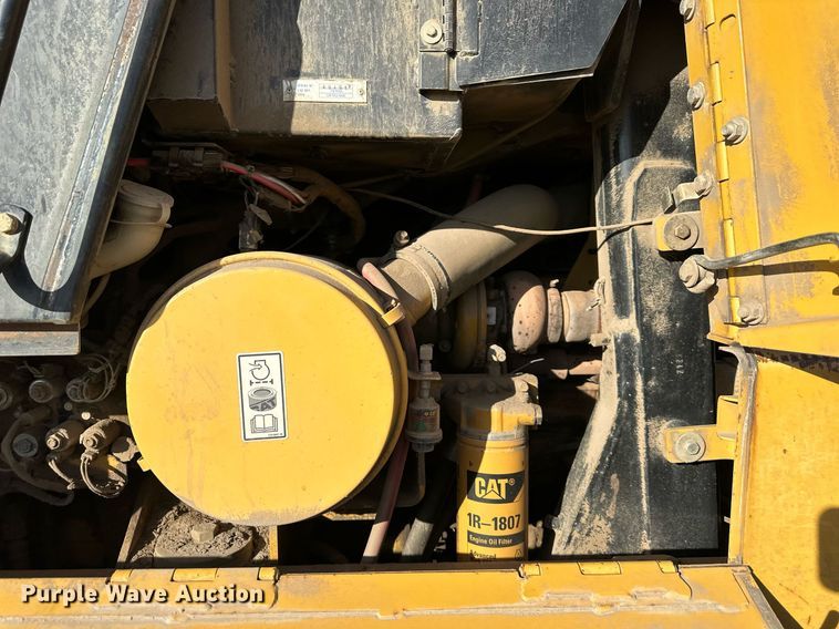 image for item DS6455 2007 Caterpillar 963C  track loader