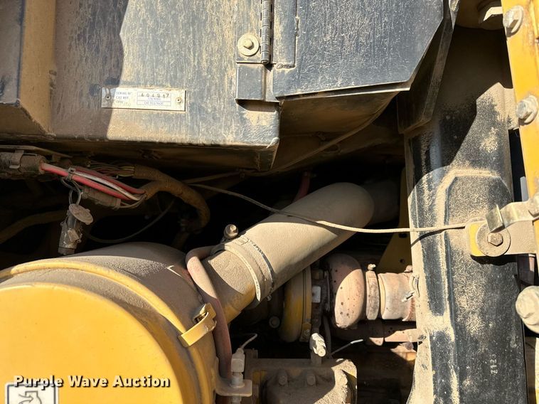 image for item DS6455 2007 Caterpillar 963C  track loader