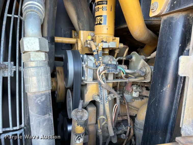 image for item DS6455 2007 Caterpillar 963C  track loader