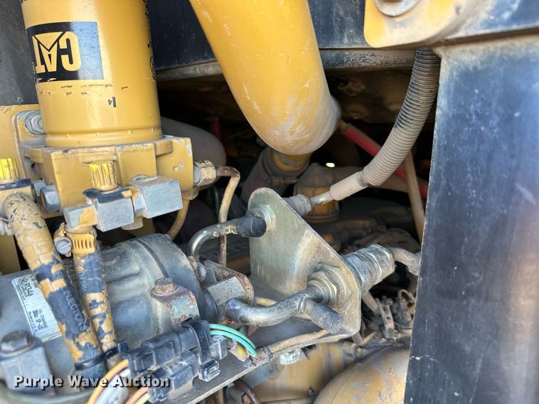 image for item DS6455 2007 Caterpillar 963C  track loader