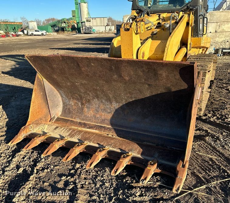 image for item DS6463 2000 Caterpillar 953C  track loader
