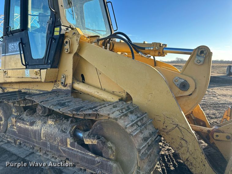 image for item DS6463 2000 Caterpillar 953C  track loader