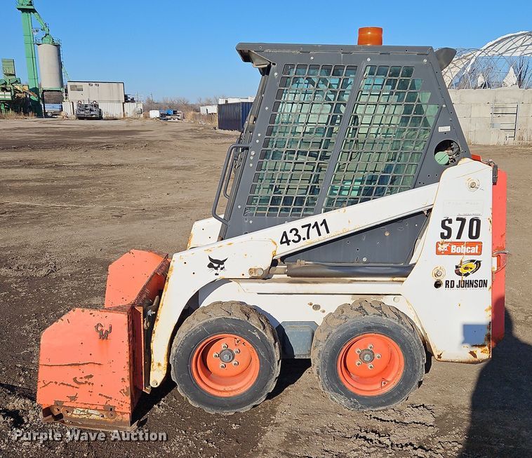 image for item DS6466 2008 Bobcat S70  skid steer loader