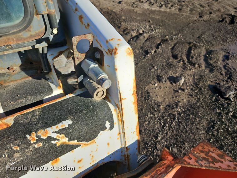 image for item DS6466 2008 Bobcat S70  skid steer loader