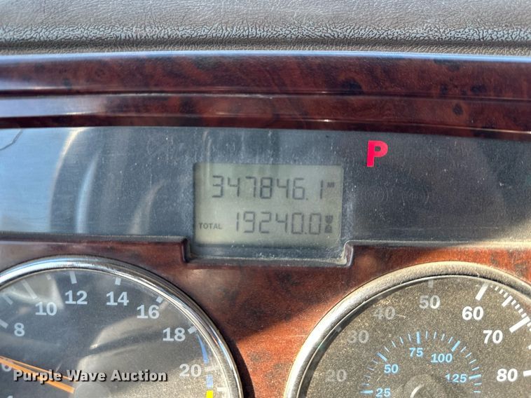 image for item DS6469 2006 Mack CV713  dump truck