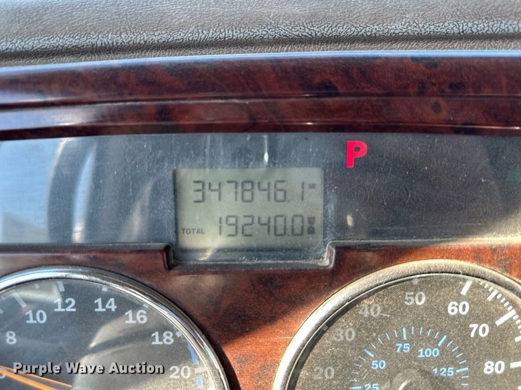 image for item DS6469 2006 Mack CV713  dump truck