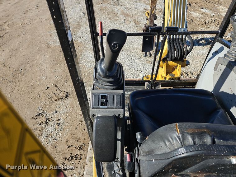 image for item DS6479 Caterpillar 302.7D CR  mini excavator