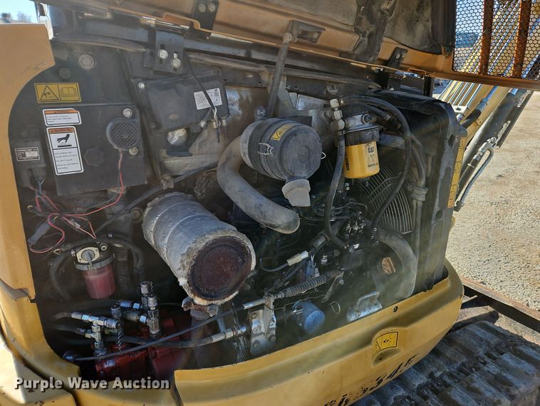 image for item DS6479 Caterpillar 302.7D CR  mini excavator