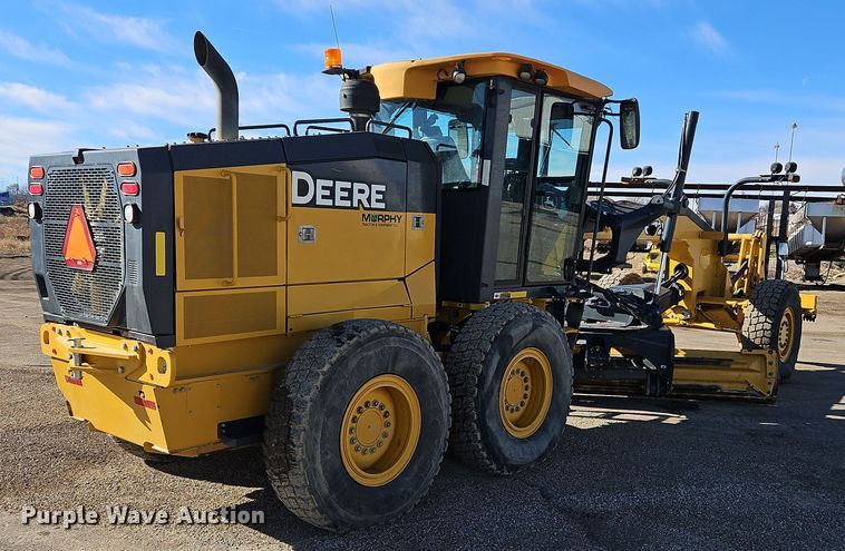 image for item DS6480 2019 John Deere 672GP  motor grader