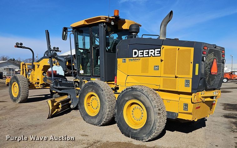 image for item DS6480 2019 John Deere 672GP  motor grader