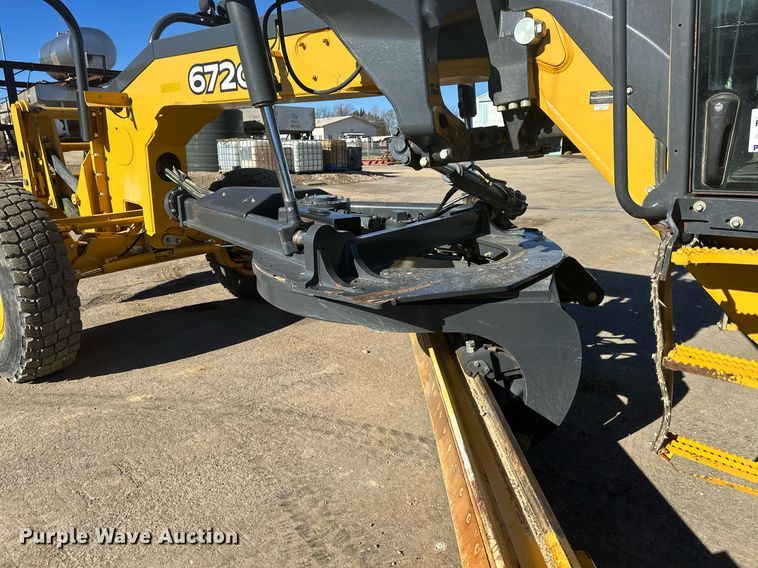 image for item DS6480 2019 John Deere 672GP  motor grader