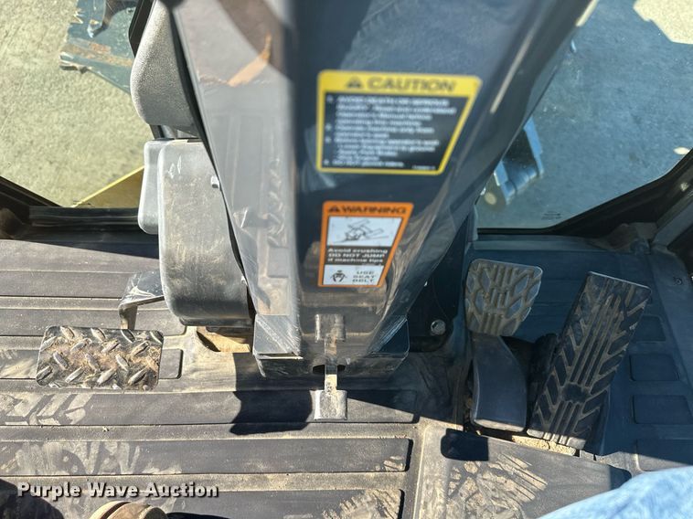 image for item DS6480 2019 John Deere 672GP  motor grader