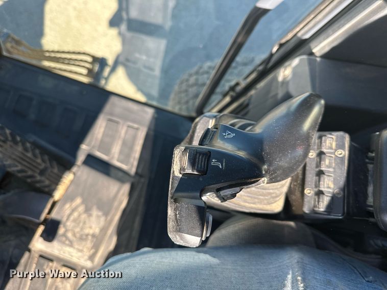 image for item DS6480 2019 John Deere 672GP  motor grader