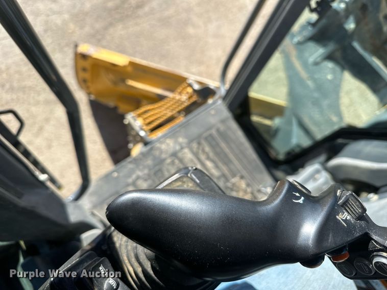 image for item DS6480 2019 John Deere 672GP  motor grader