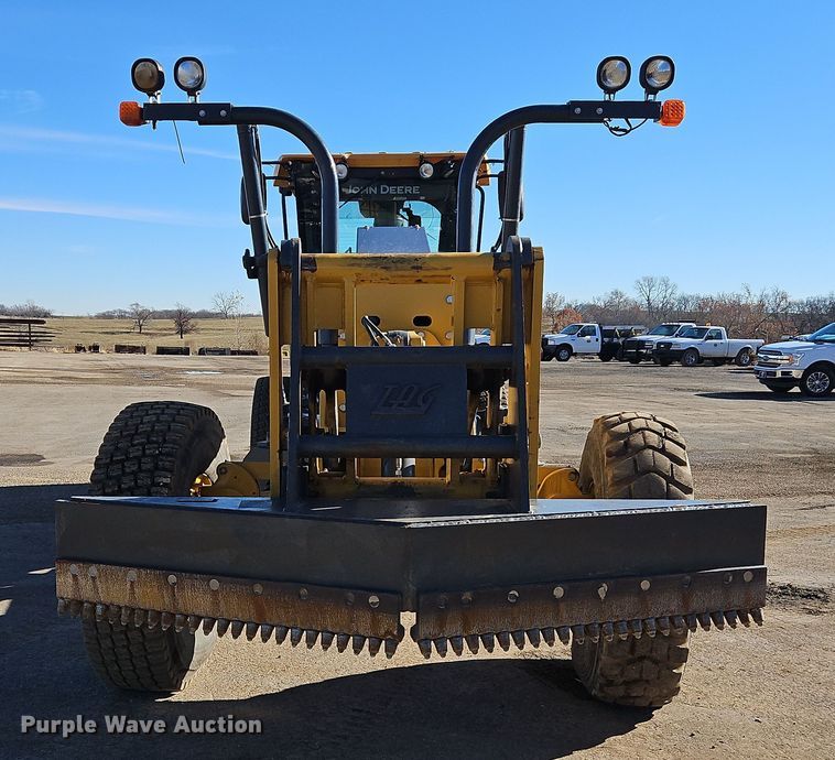 image for item DS6481 2019 John Deere 672GP  motor grader