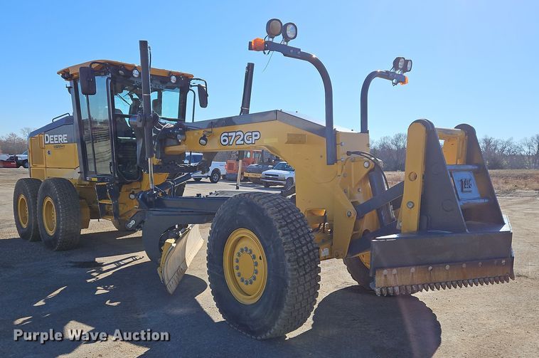 image for item DS6481 2019 John Deere 672GP  motor grader