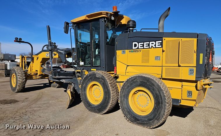 image for item DS6481 2019 John Deere 672GP  motor grader