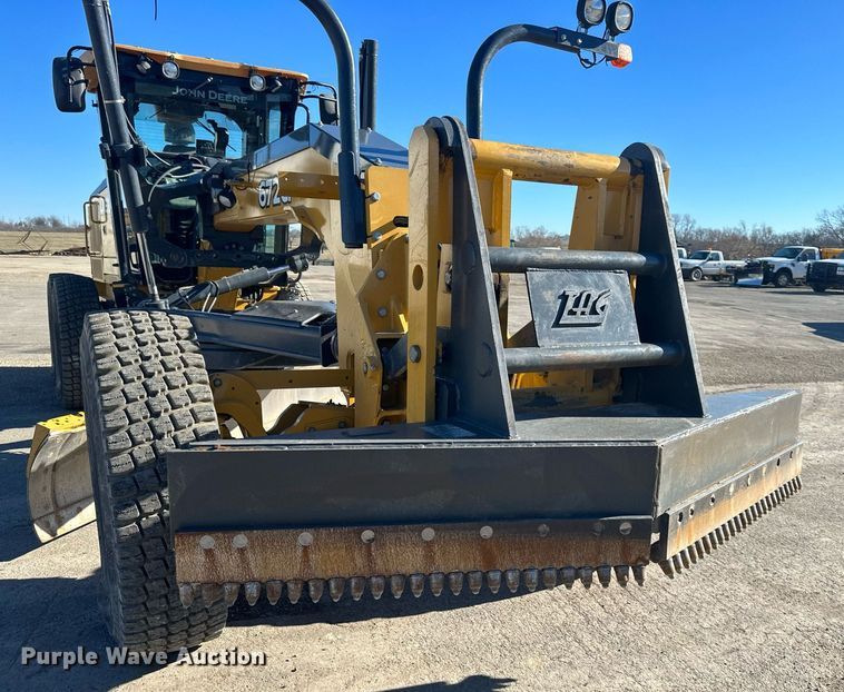 image for item DS6481 2019 John Deere 672GP  motor grader