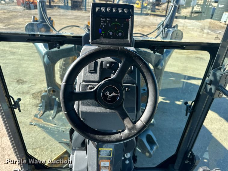 image for item DS6481 2019 John Deere 672GP  motor grader