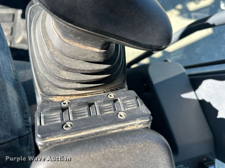 image for item DS6481 2019 John Deere 672GP  motor grader