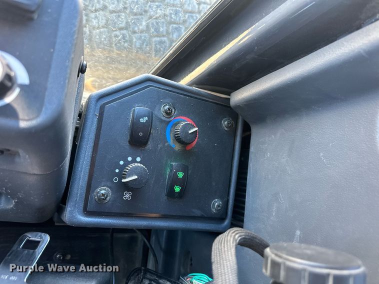 image for item DS6481 2019 John Deere 672GP  motor grader