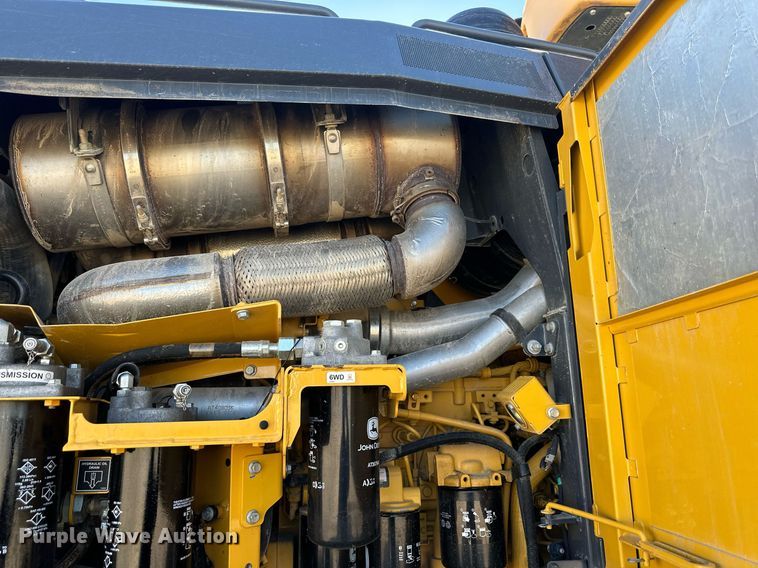 image for item DS6481 2019 John Deere 672GP  motor grader