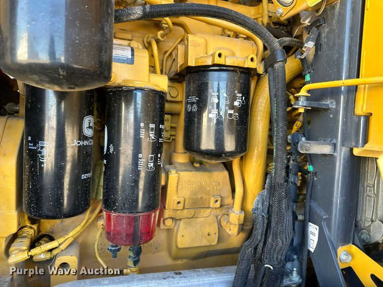 image for item DS6481 2019 John Deere 672GP  motor grader