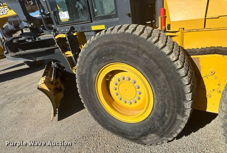 image for item DS6481 2019 John Deere 672GP  motor grader