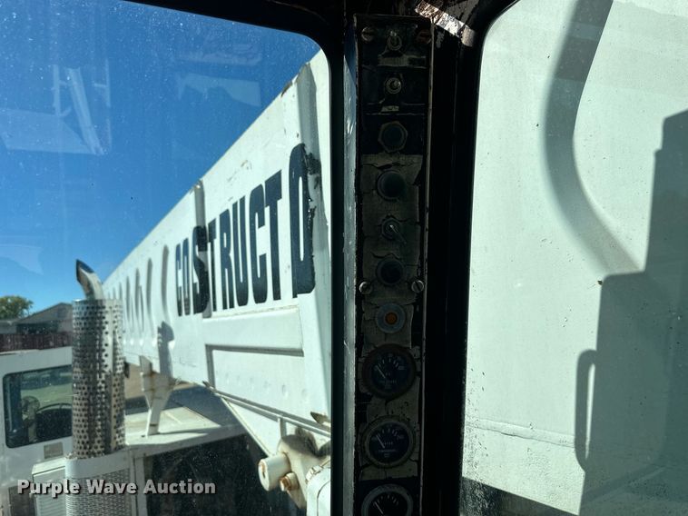 image for item DW2838 1976 Link Belt HTC-50  crane