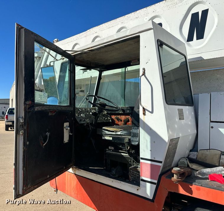 image for item DW2838 1976 Link Belt HTC-50  crane