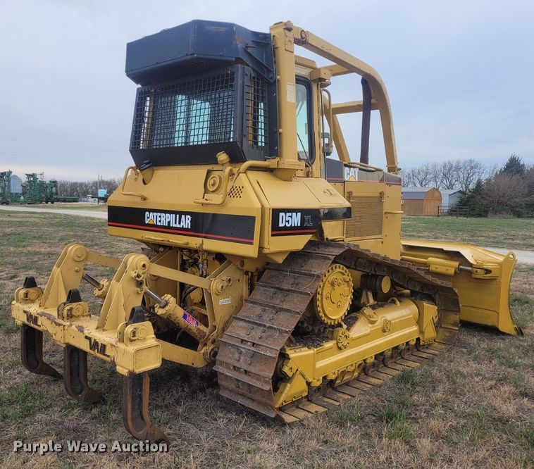 image for item EB9807 1999 Caterpillar D5M XL  dozer