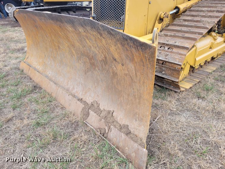 image for item EB9807 1999 Caterpillar D5M XL  dozer