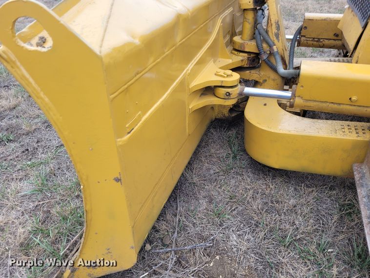 image for item EB9807 1999 Caterpillar D5M XL  dozer