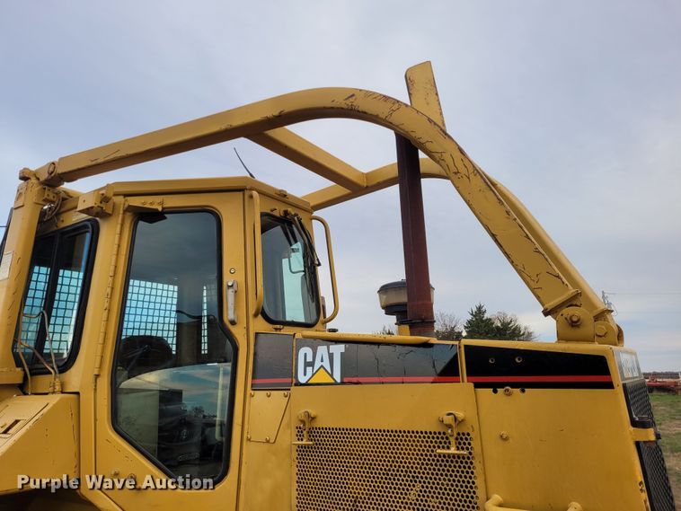 image for item EB9807 1999 Caterpillar D5M XL  dozer